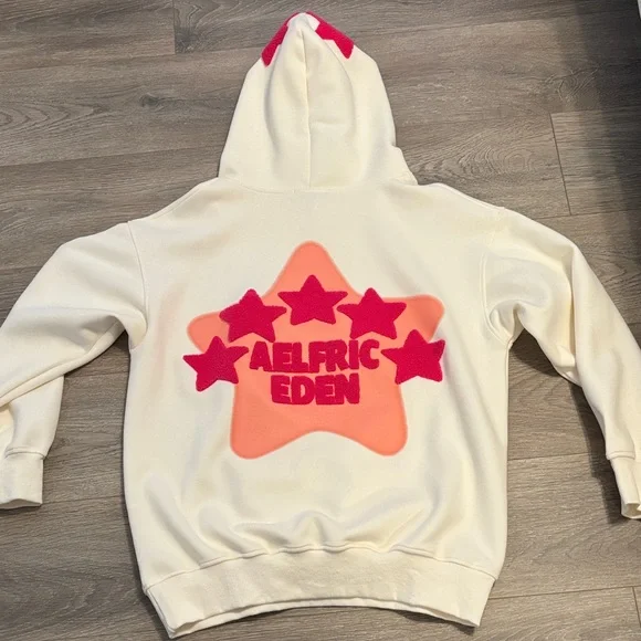 Aelfric Eden Cream Hoodie with Pink and Orange Star Design - Picture 5 of 6